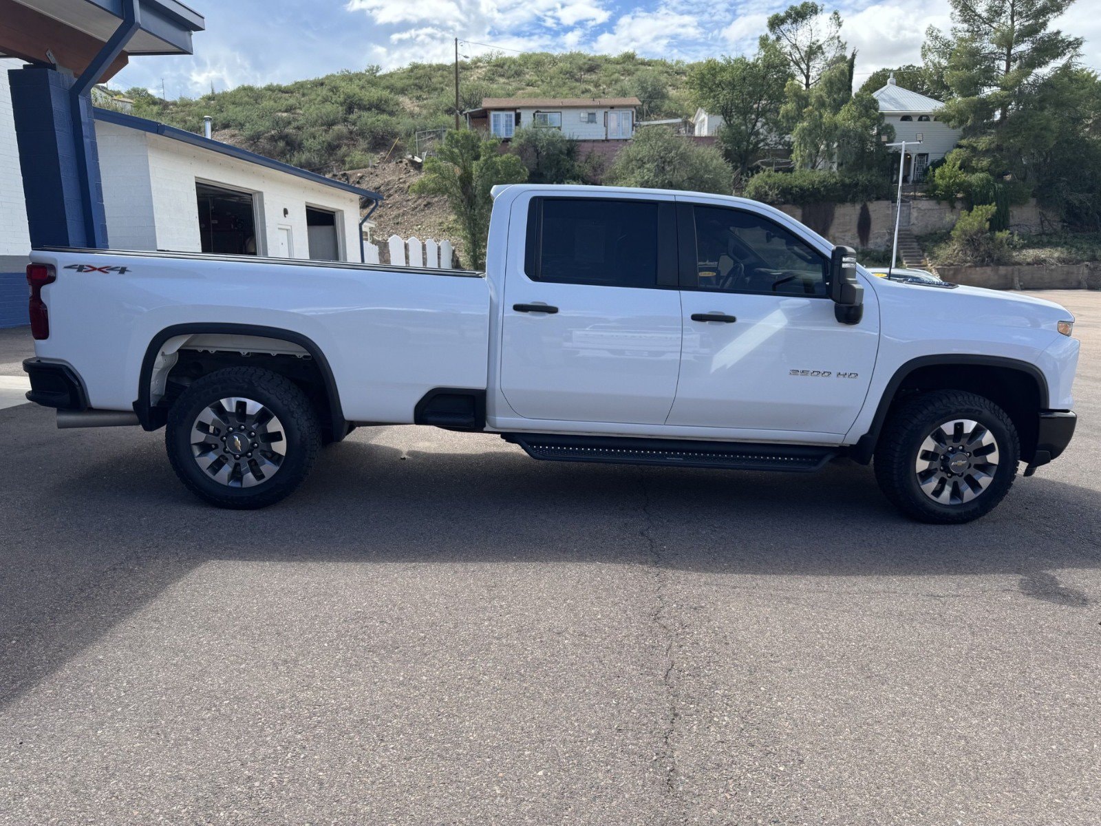 2024 Chevrolet Silverado 2500HD Custom - Photo 5