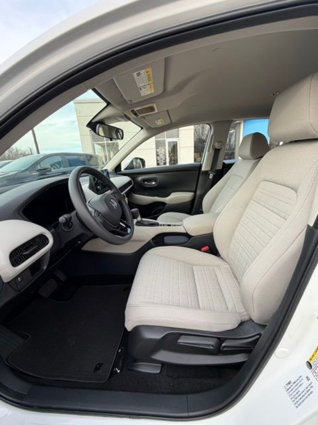 New 2025 Honda HR-V LX SUV