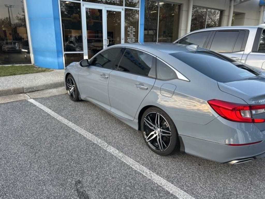 Used 2022 Honda Accord Touring 2.0T Sedan