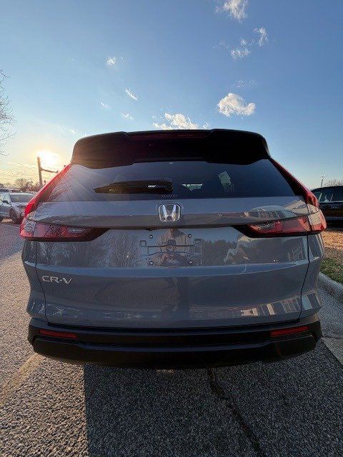 2026 Honda CR-V LX - Photo 9