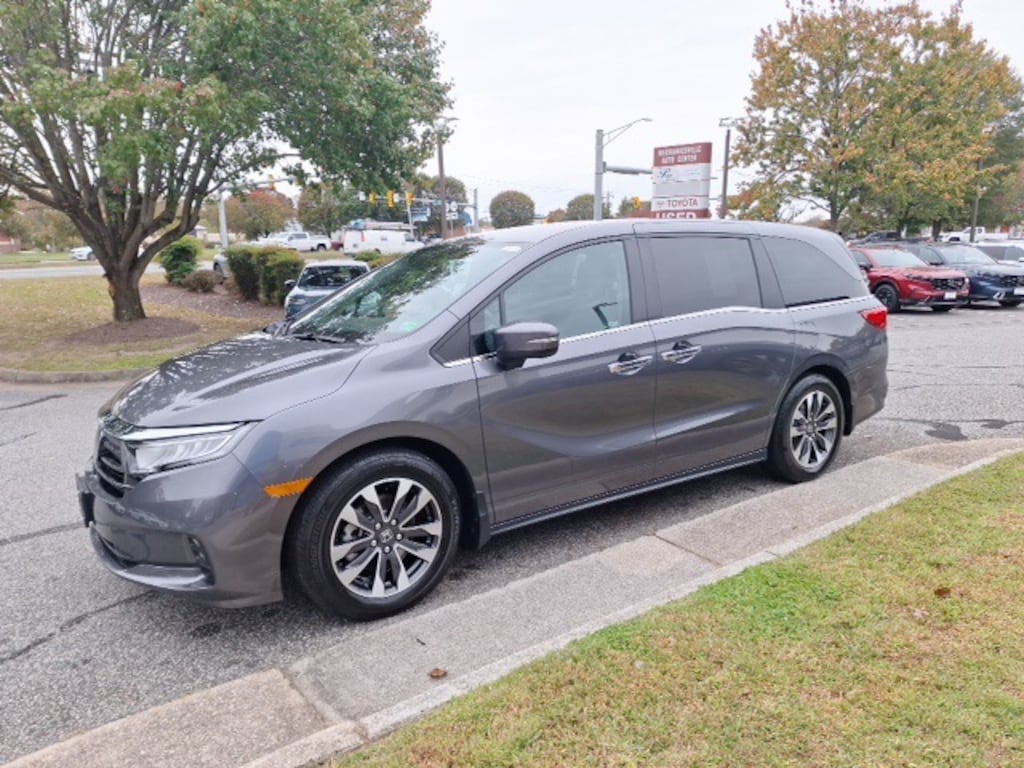 Used 2024 Honda Odyssey EX-L Van