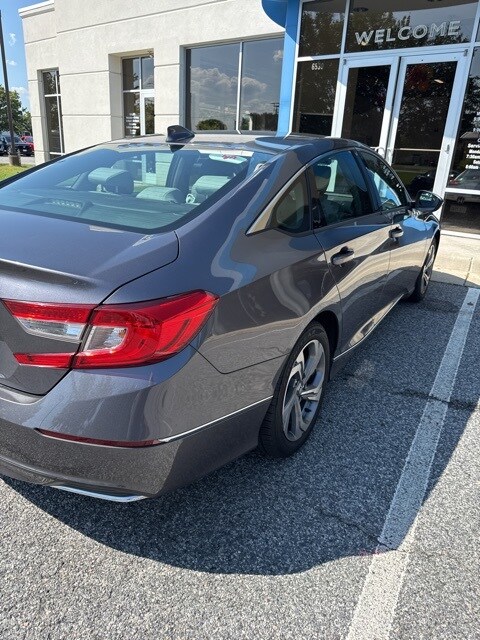 2019 Honda Accord EX photo 2