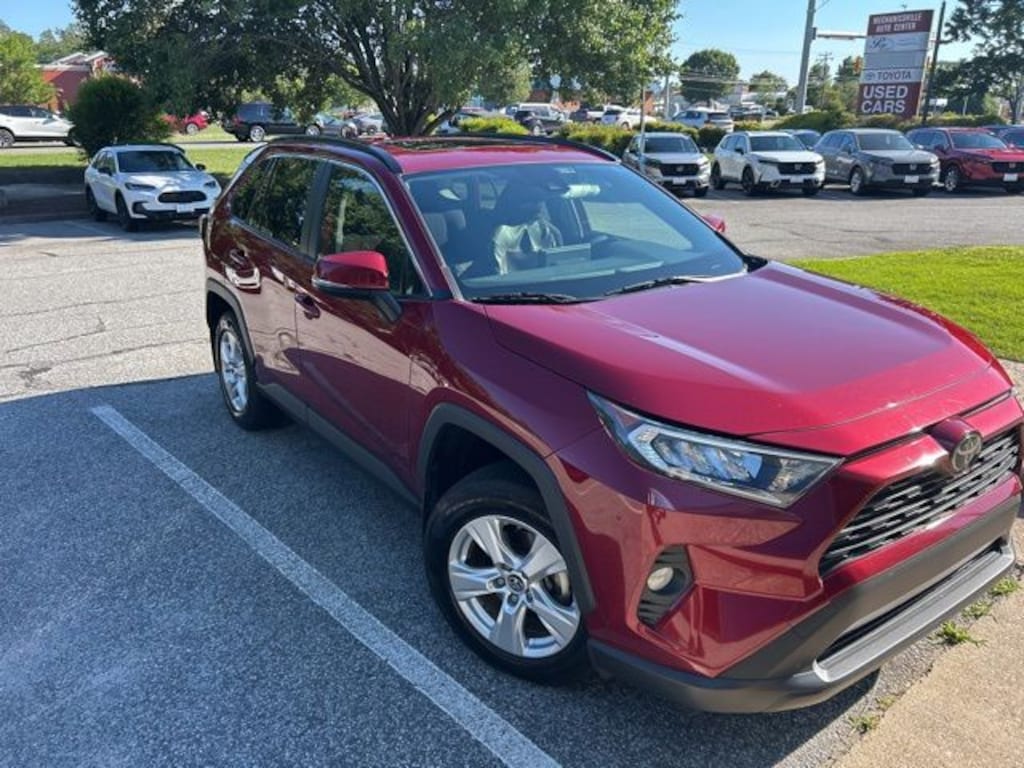 Used 2019 Toyota RAV4 XLE SUV