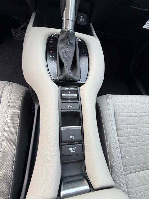 2025 Honda HR-V LX - Photo 6