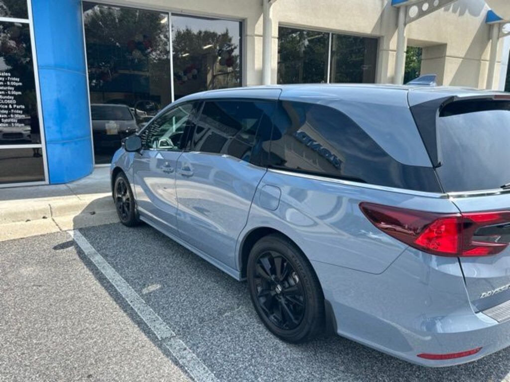 Used 2024 Honda Odyssey Sport Van