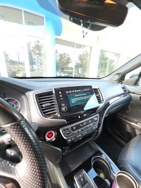 2019 Honda Passport Touring photo 3