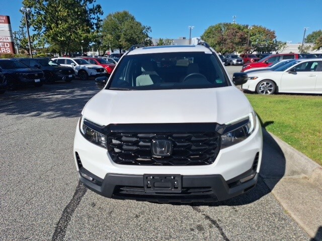 2023 Honda Passport Elite photo 3