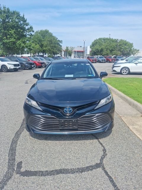 Used 2018 Toyota Camry XLE Hybrid with VIN 4T1B21HK0JU500051 for sale in Mechanicsville, VA