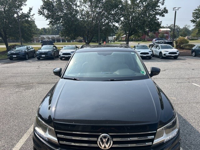 2020 Volkswagen Tiguan SE photo 4