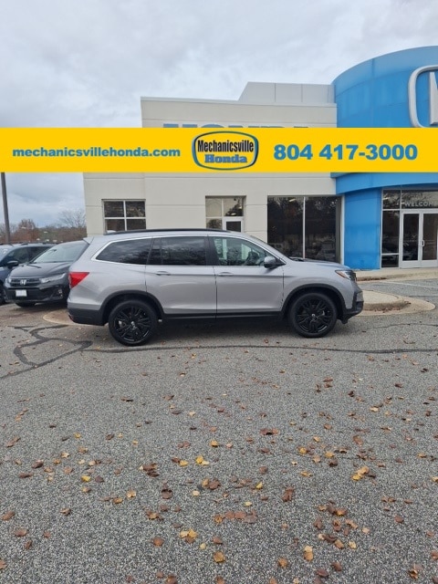 2022 Honda Pilot SE's photo