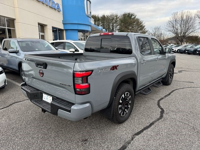 2023 Nissan Frontier PRO-4X photo 4