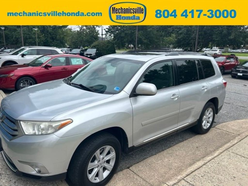 Used 2013 Toyota Highlander SE V6 SUV