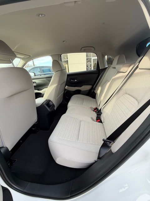 2026 Honda HR-V LX - Photo 8