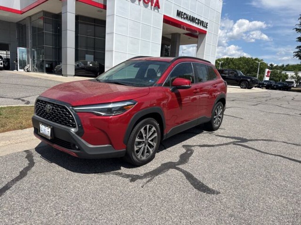 Used 2022 Toyota Corolla Cross XLE SUV
