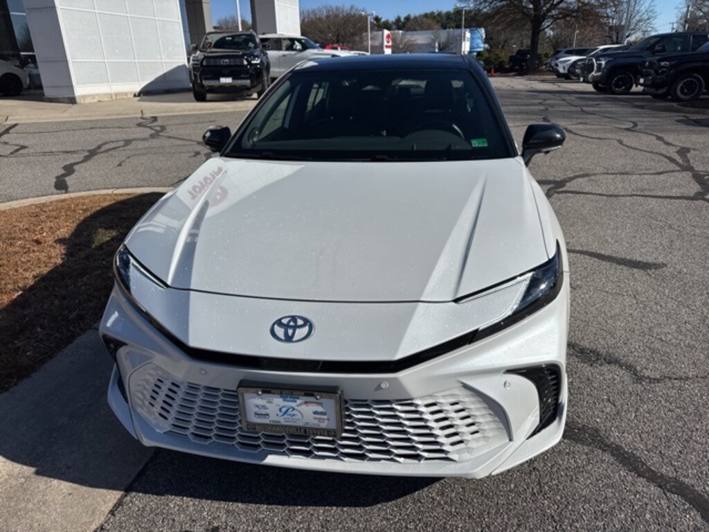 Used 2025 Toyota Camry XSE Sedan