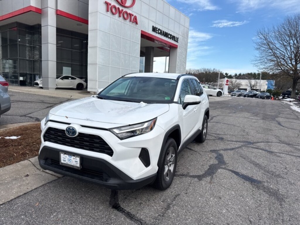 Used 2024 Toyota RAV4 Hybrid LE SUV