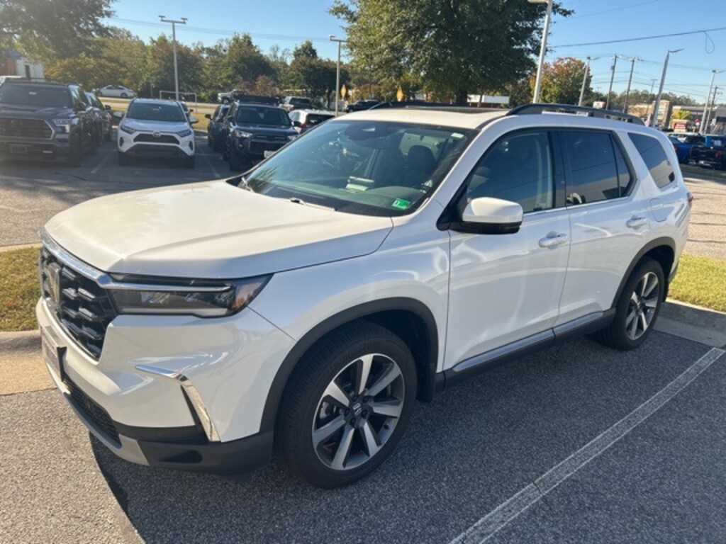 Used 2023 Honda Pilot Touring SUV