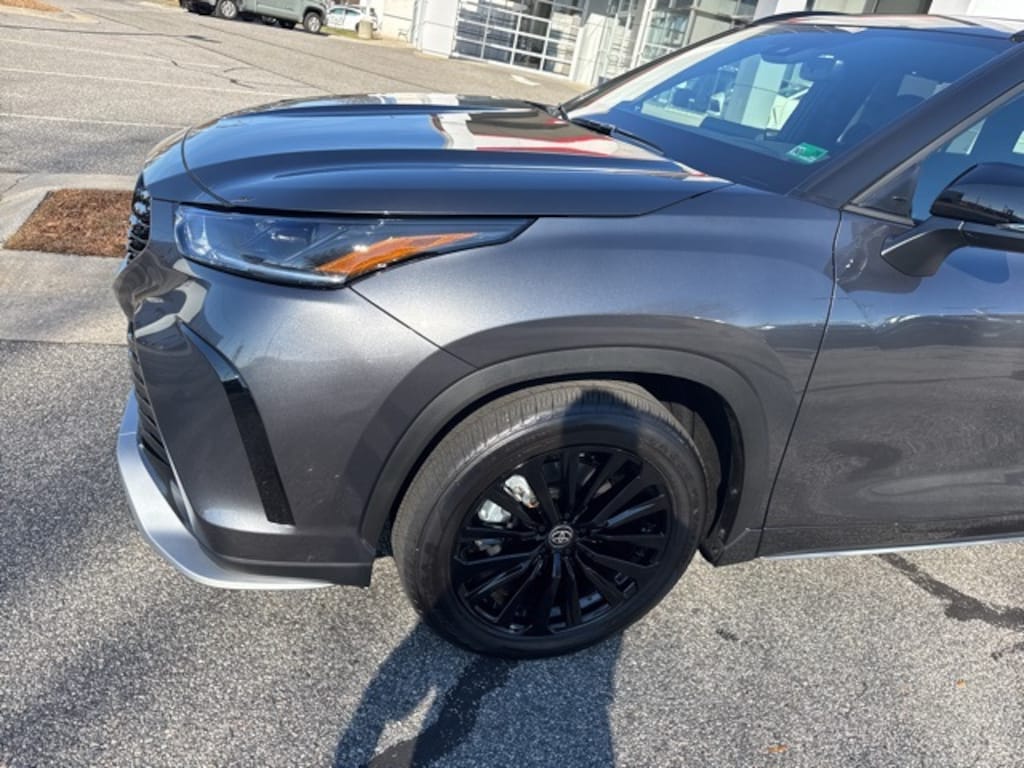 Used 2025 Toyota Highlander XSE SUV