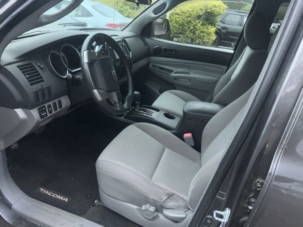 Used 2015 Toyota Tacoma Prerunner Truck