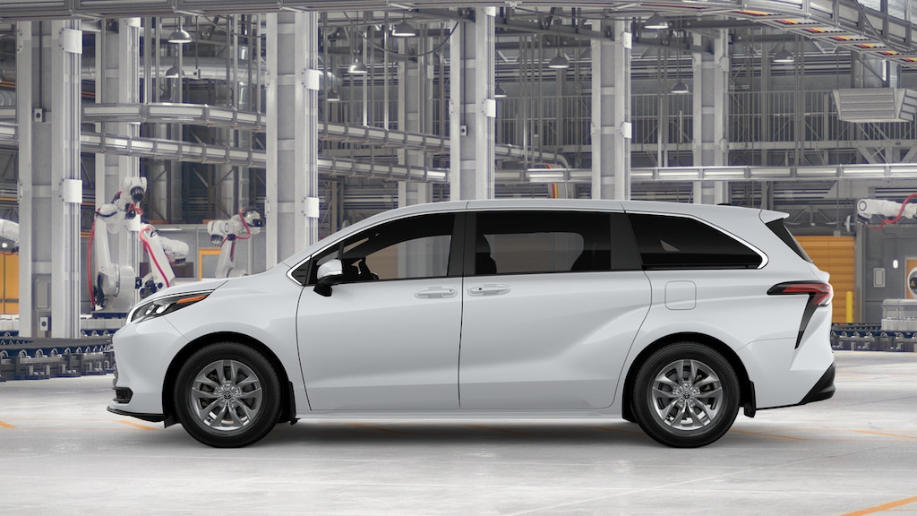 New 2026 Toyota Sienna LE LE FWD 8-Passenger