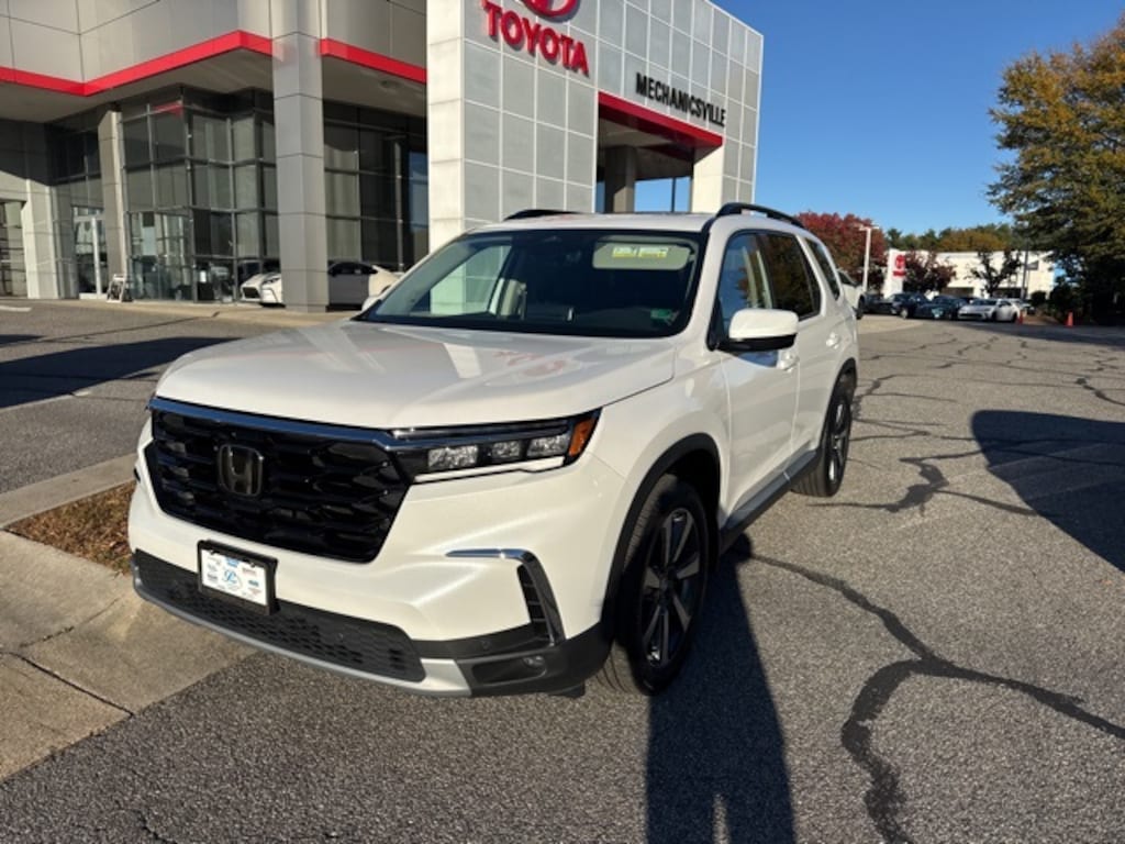 Used 2024 Honda Pilot Touring SUV