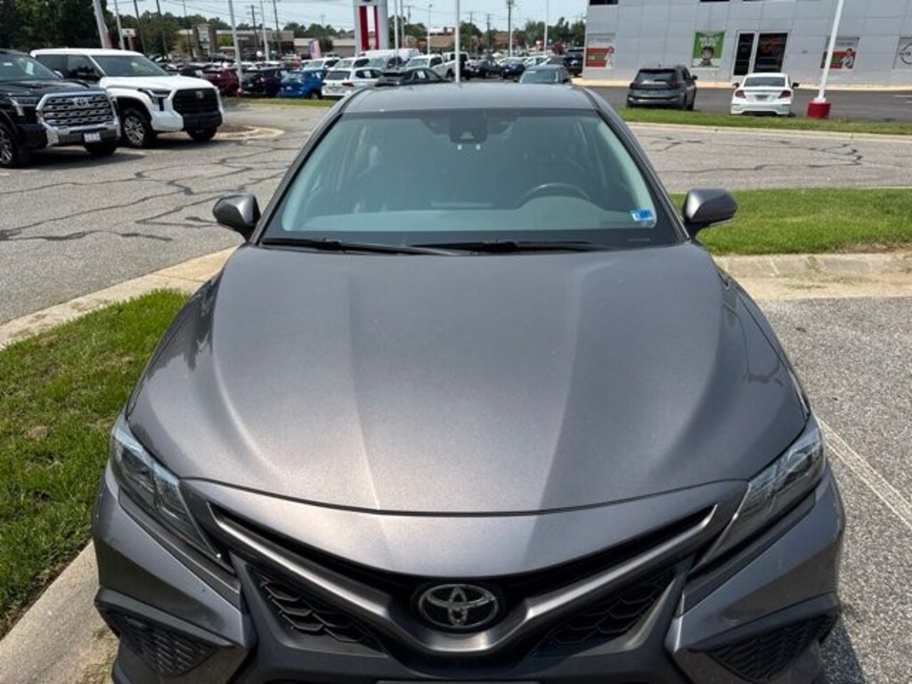 Used 2023 Toyota Camry SE Sedan