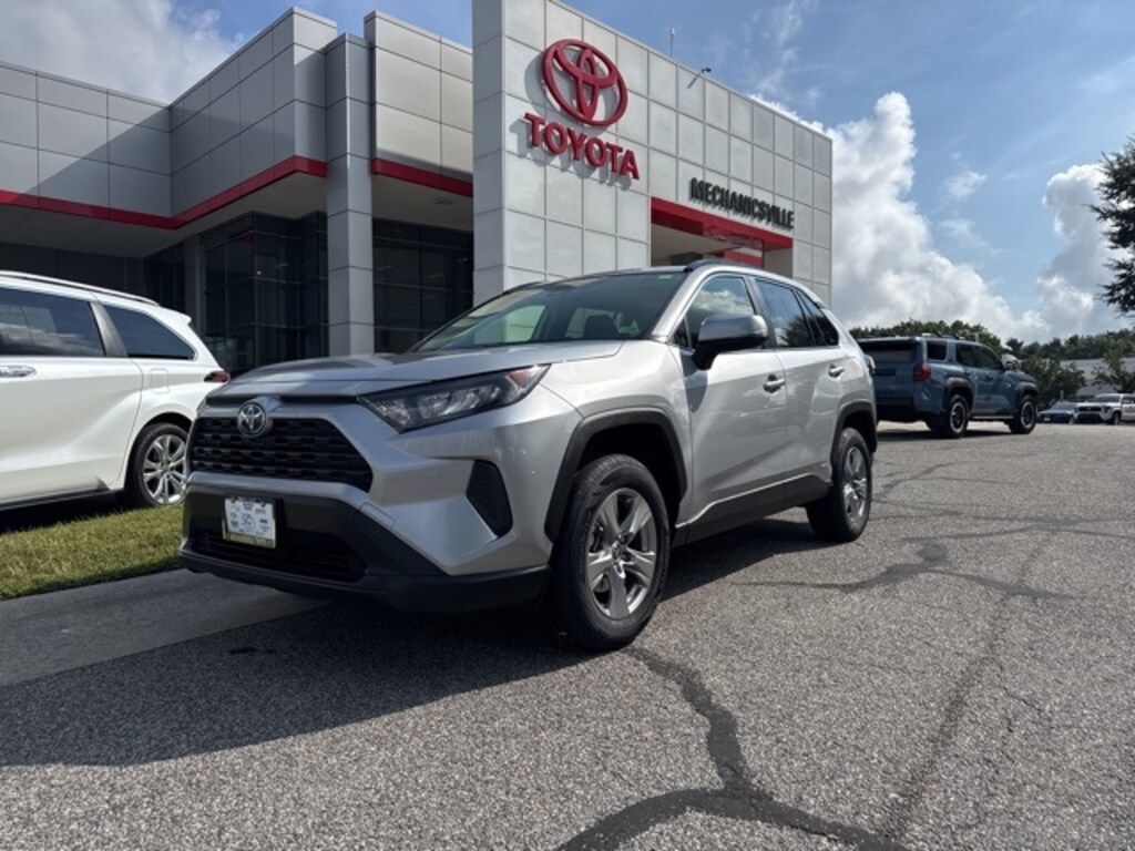 Used 2022 Toyota RAV4 Hybrid LE SUV