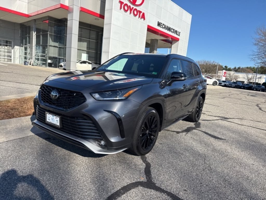 Used 2025 Toyota Highlander XSE SUV