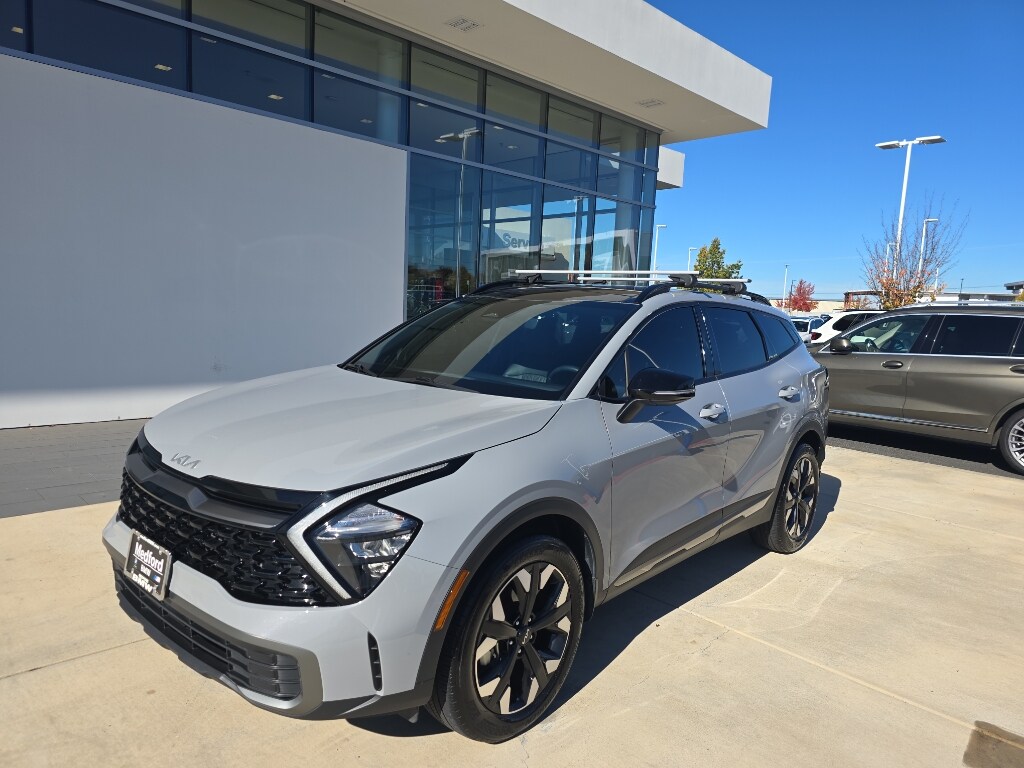 2023 Kia Sportage X-Line photo 2