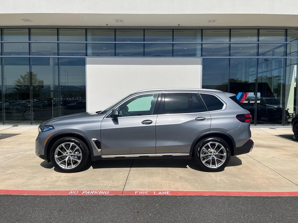 2026 BMW X5 xDrive40i's photo