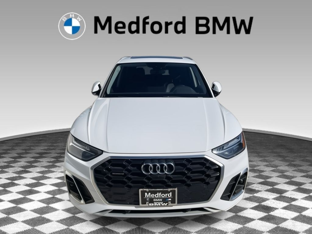 2023 Audi Q5 45 S line Premium Plus photo 3