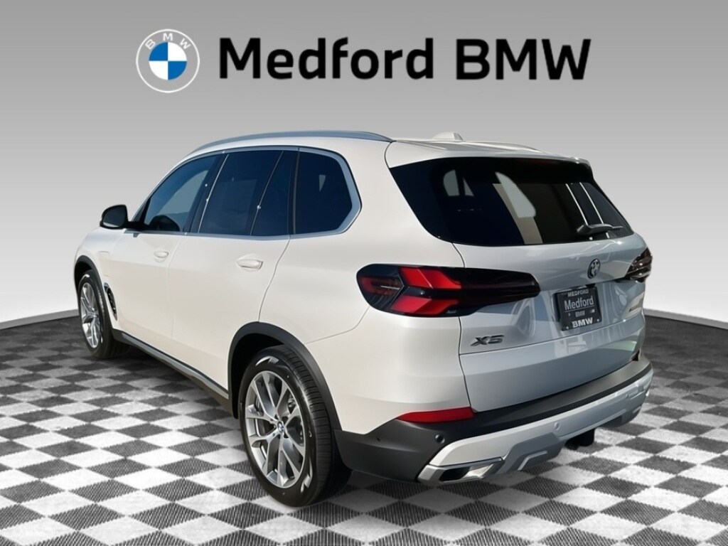2026 BMW X5 50e - Photo 8