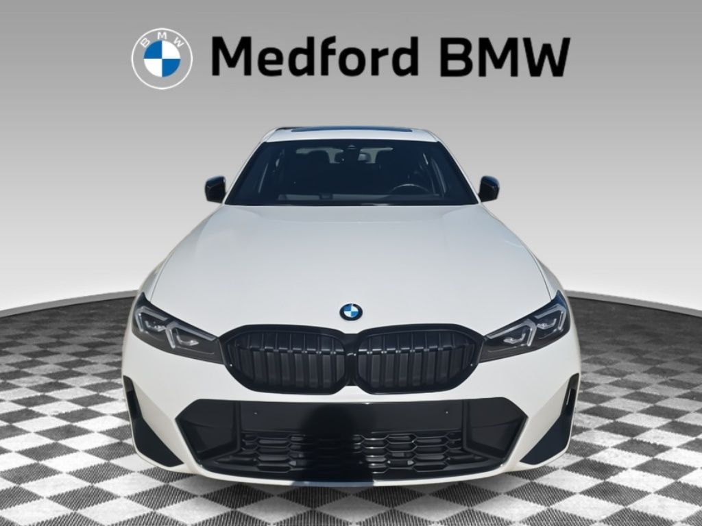 2023 Bmw 330i xDrive Sedan photo 3