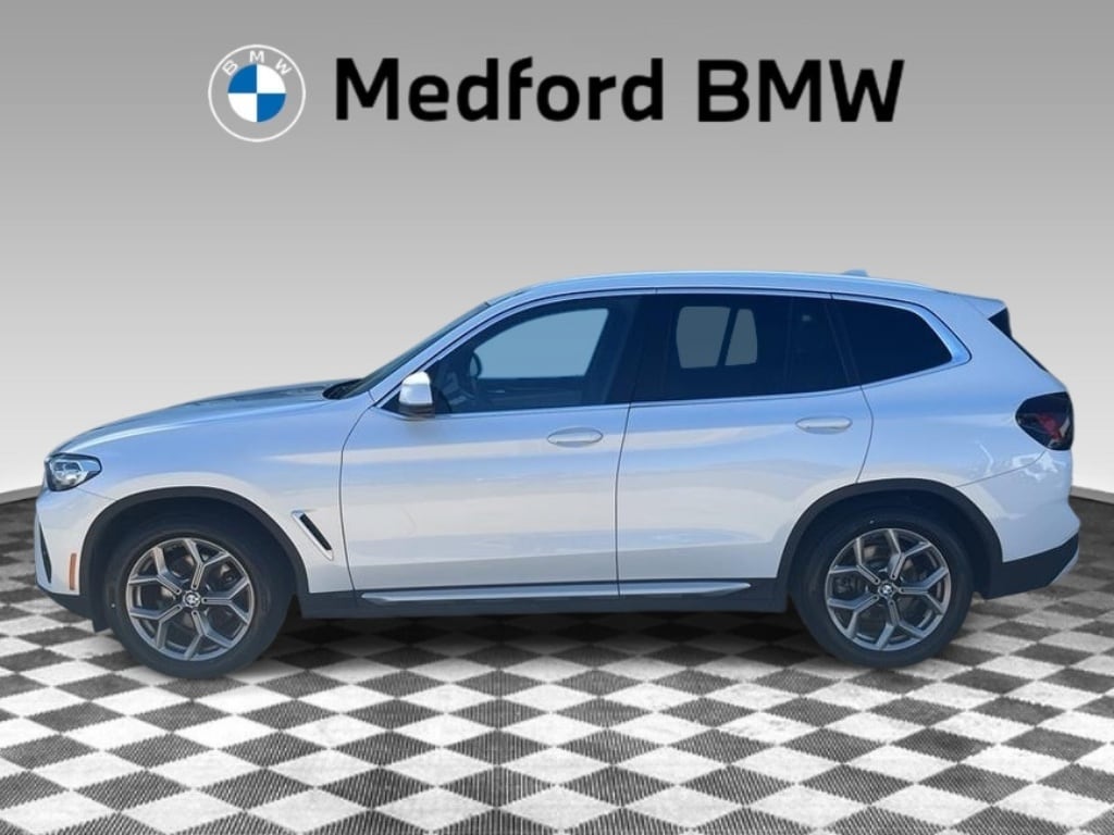 2023 BMW X3 xDrive30i's photo