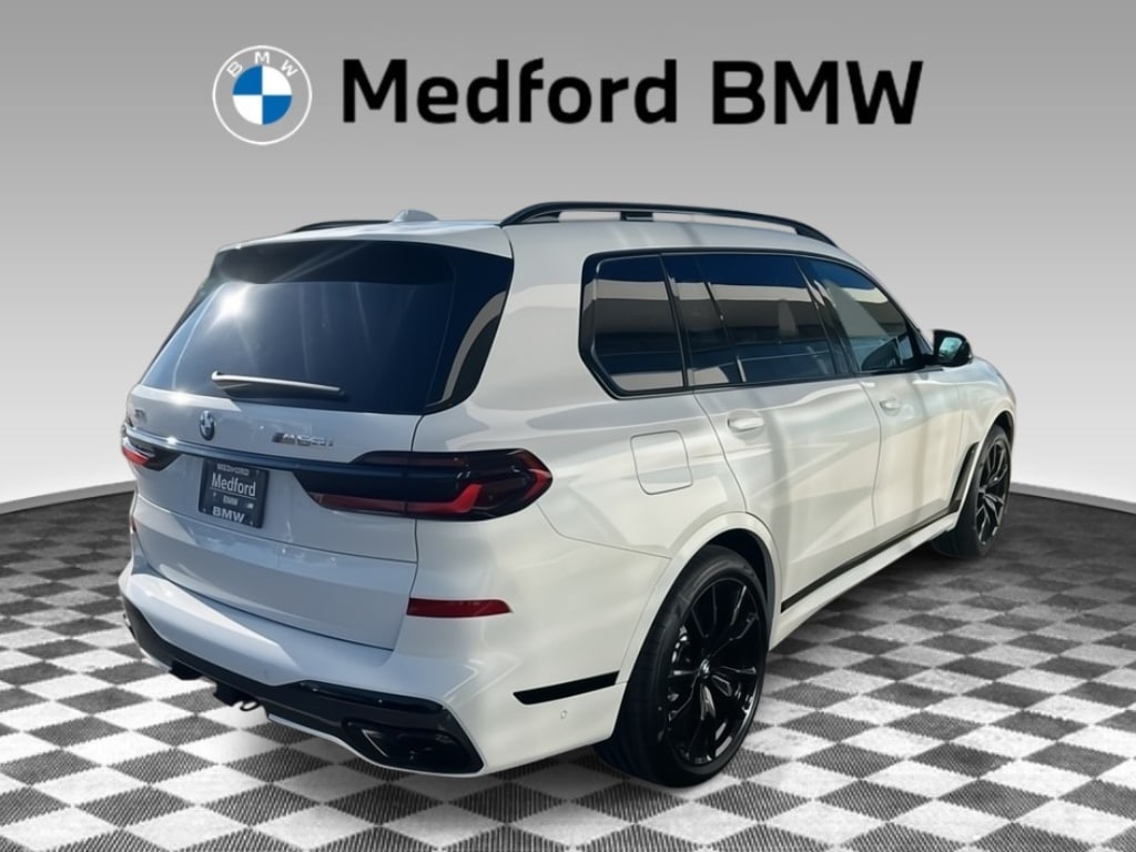 2026 BMW X7 M60i - Photo 7