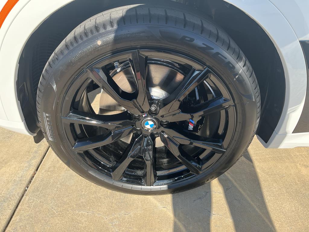 2026 BMW X7 M60i - Photo 19