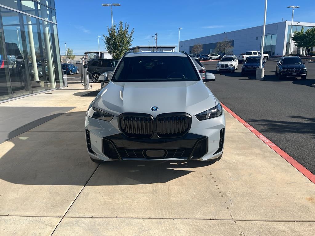 New 2026 BMW X5 PHEV xDrive50e SUV