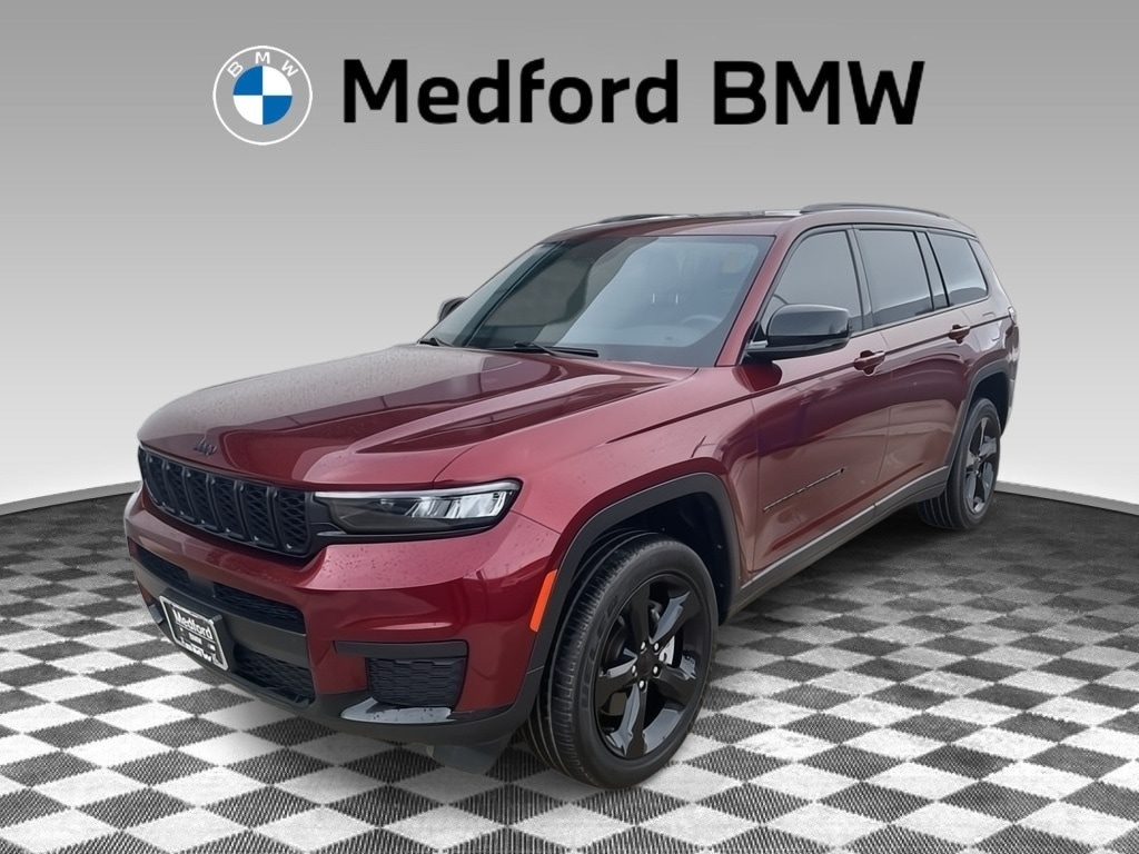 Used 2023 Jeep Grand Cherokee L Laredo SUV