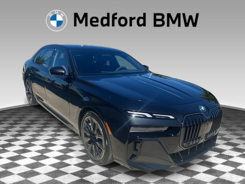 New 2026 BMW i7 xDrive60 Sedan