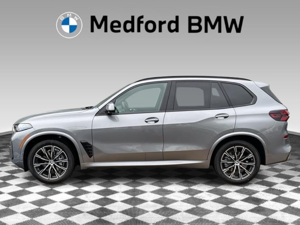 2026 BMW X5 xDrive40i's photo