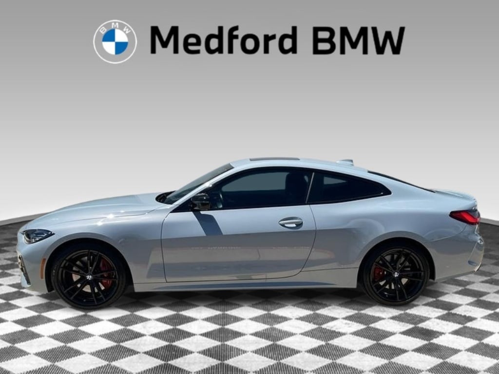 2022 BMW 4 Series M440i xDrive Coupe's photo
