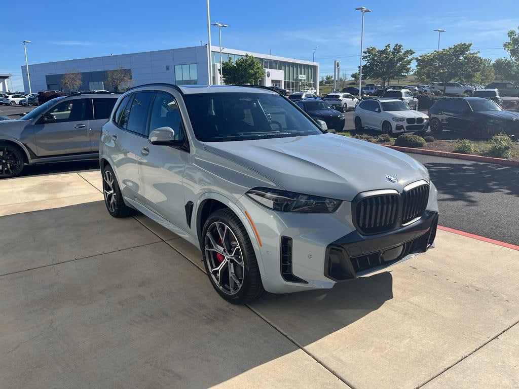 New 2026 BMW X5 PHEV xDrive50e SUV