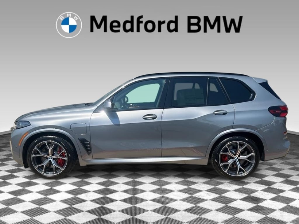 New 2026 BMW X5 PHEV xDrive50e SUV