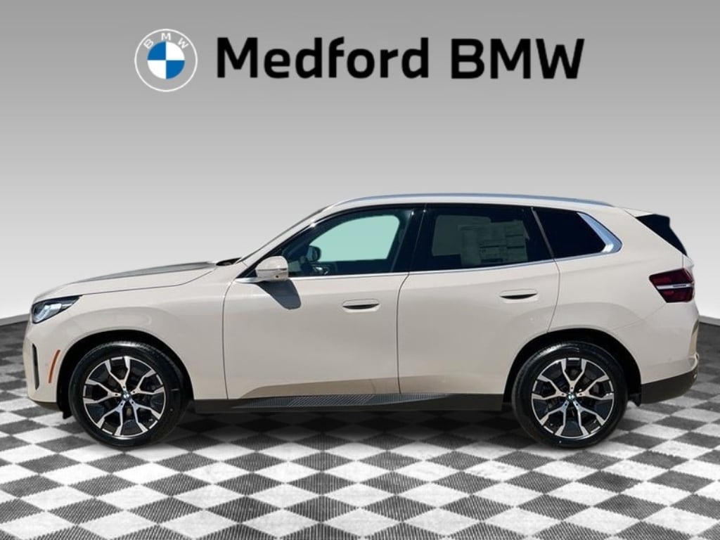 2026 BMW X3 30 XDRIVE's photo