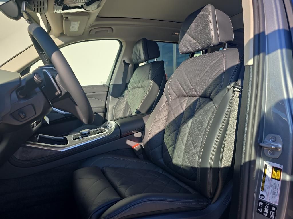 2026 BMW X7 40i - Photo 11