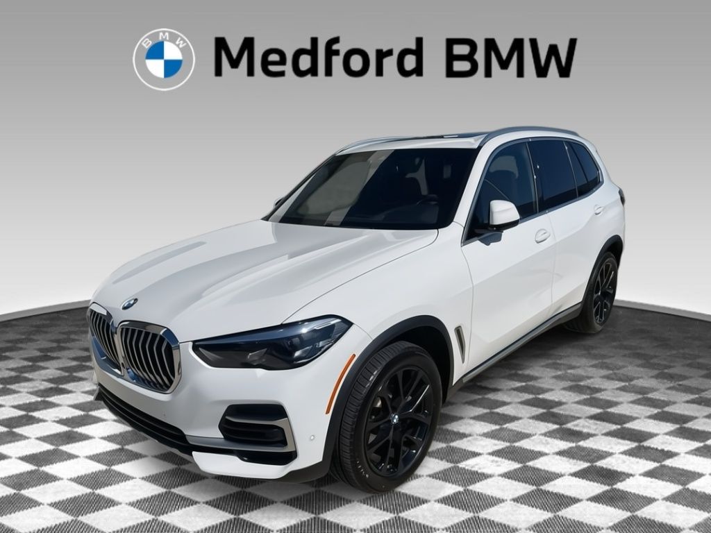 2022 Bmw X5 xDrive40i photo 2