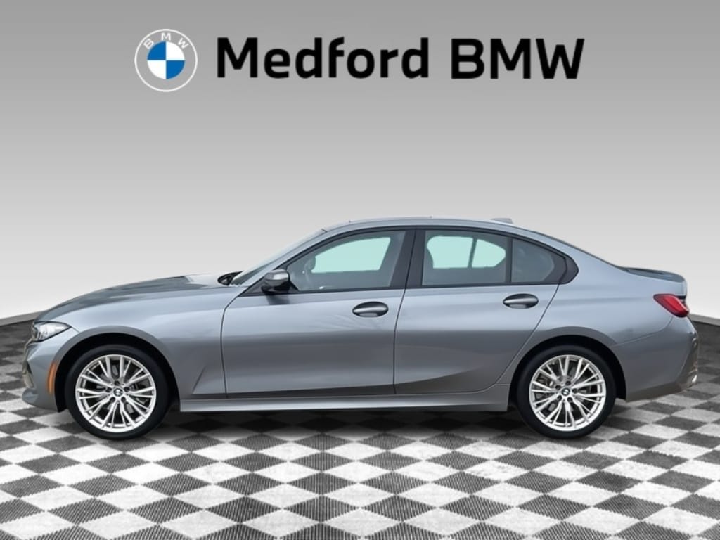 2023 BMW 3 Series 330i