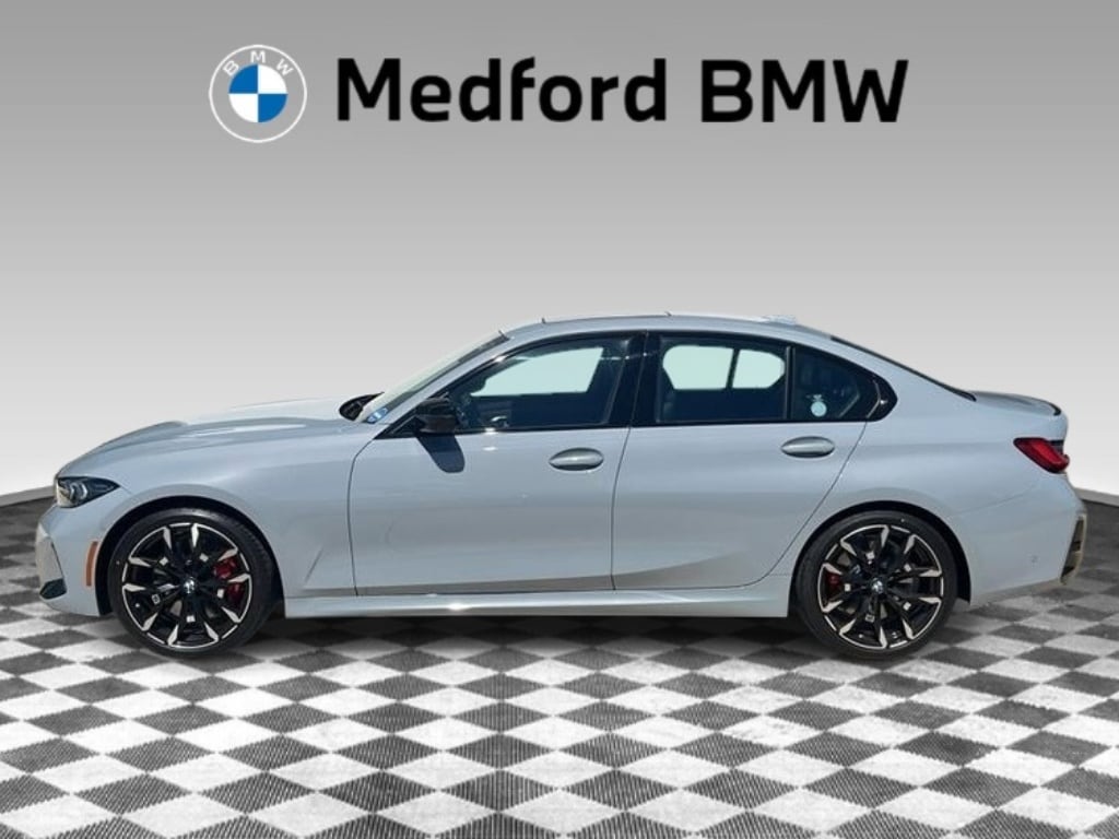 New 2026 BMW 330i xDrive Sedan