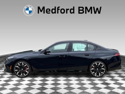 2026 BMW 550e xDrive Sedan