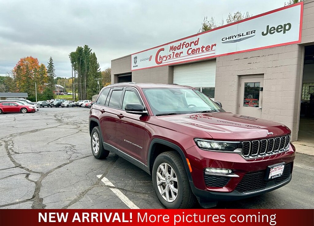 Used 2022 Jeep Grand Cherokee Limited SUV